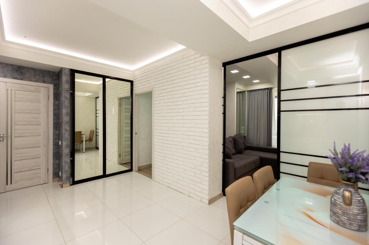 Main Street Sky House Apartments Chişinău Extérieur photo