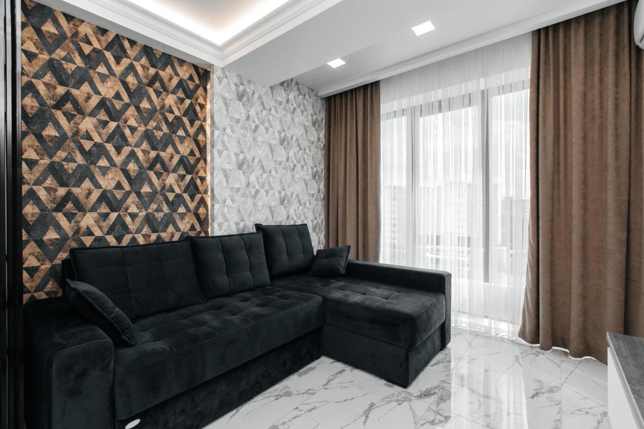 Main Street Sky House Apartments Chişinău Extérieur photo