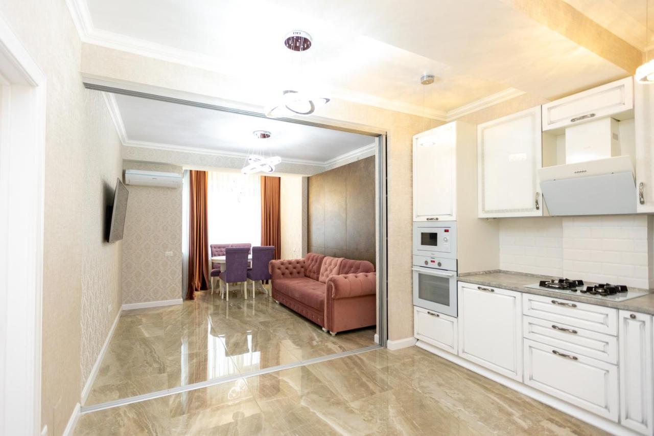 Main Street Sky House Apartments Chişinău Extérieur photo